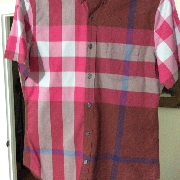 Burberry Brit Red Tan Plaid SS Shirt Sz Medium - Picture 6 of 6